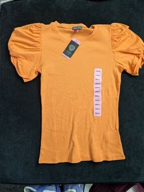 NWT! Vince Camuto Tangerine Puff Short Sleeve Ribbed Top Size S
